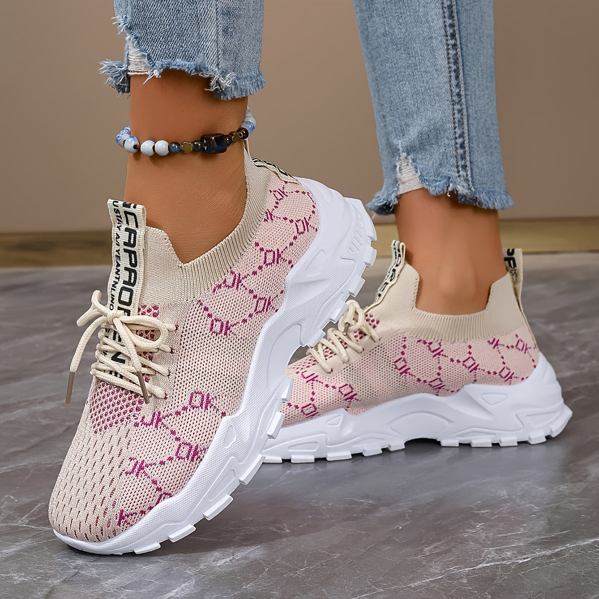 Women's Breathable Knit Running Shoes Lightweight Low-Top Sneakers