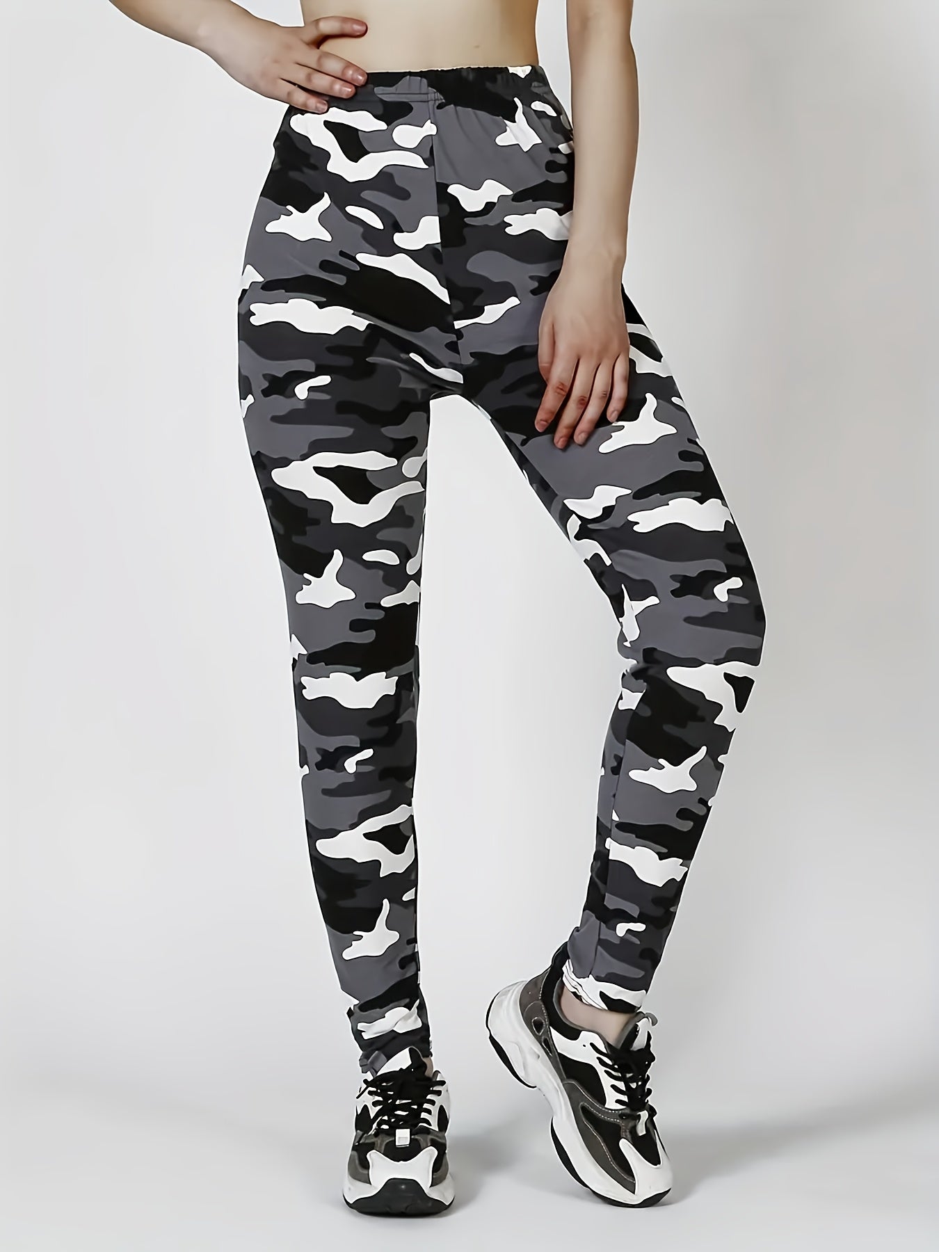 Women's Camouflage Leggings Three-Piece Set Lightweight Polyester Summer Casual