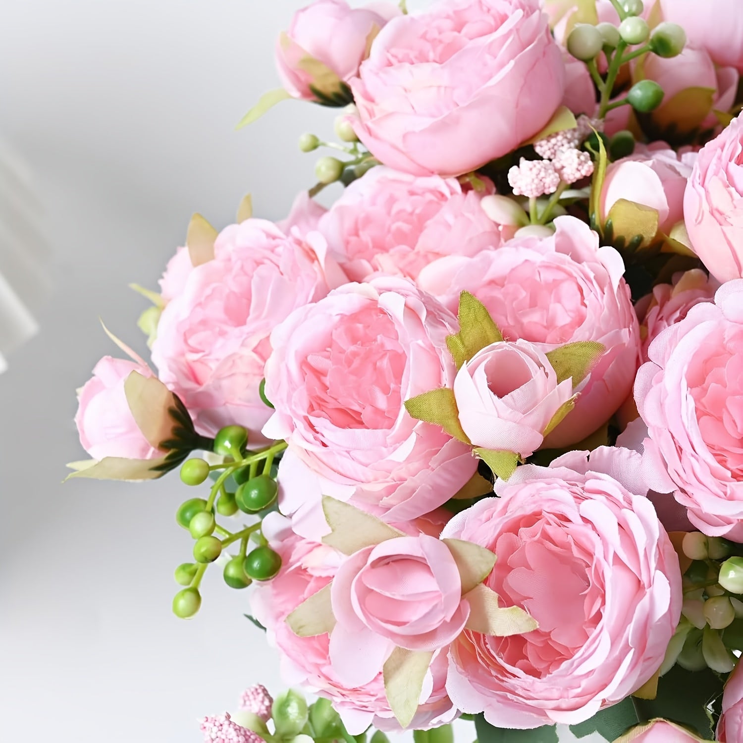 Букет белых искусственных пионов для круглогодичного домашнего декора, идеально подходит для различных случаев - контейнер не включен.