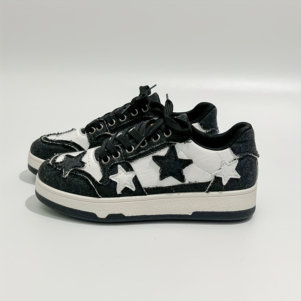 Women's Casual Sneakers Pink Star Embroidered Breathable Fabric Low Top