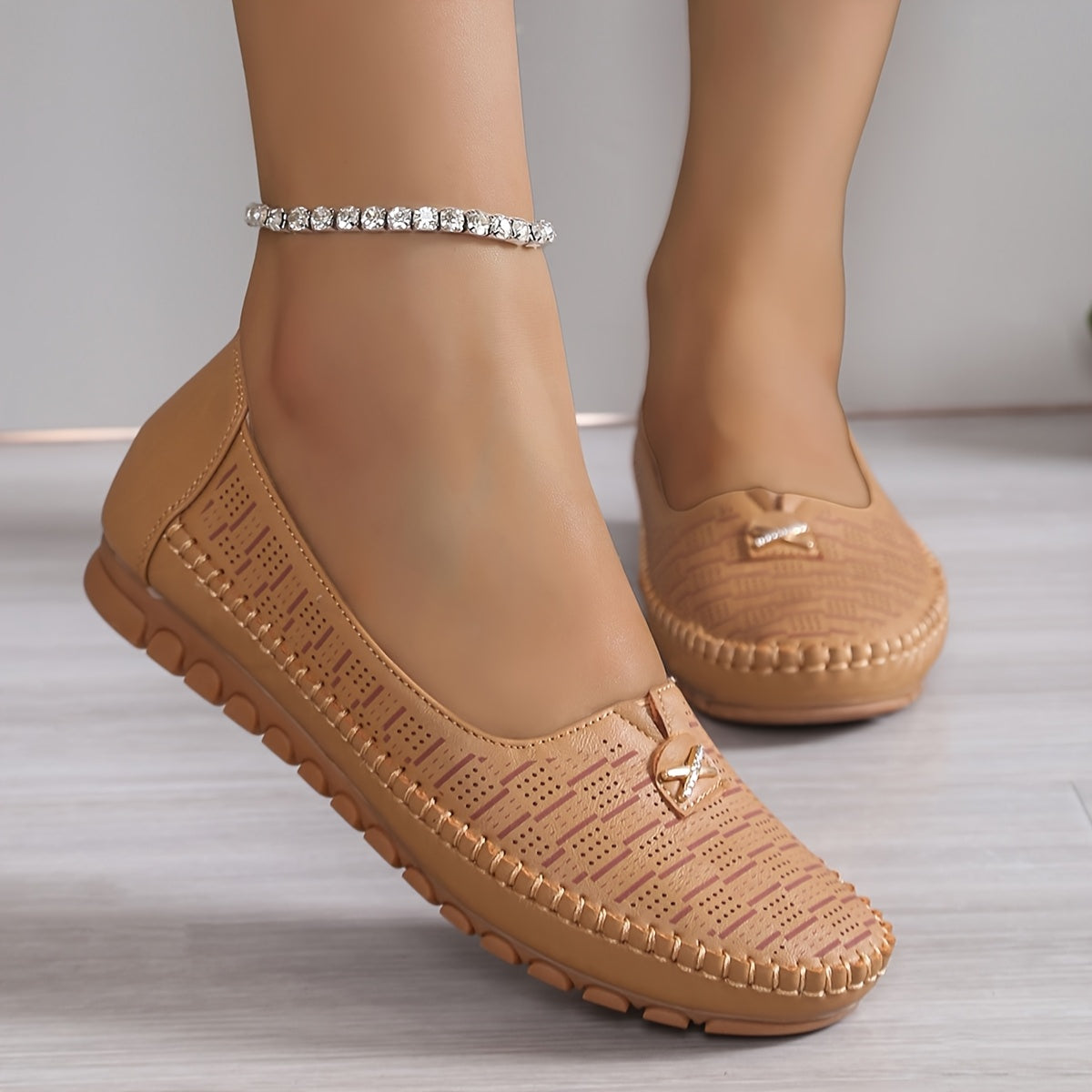 Women’s Slip-On Loafers Soft PU Flat Shoes Anti-Slip TPR Sole Comfortable