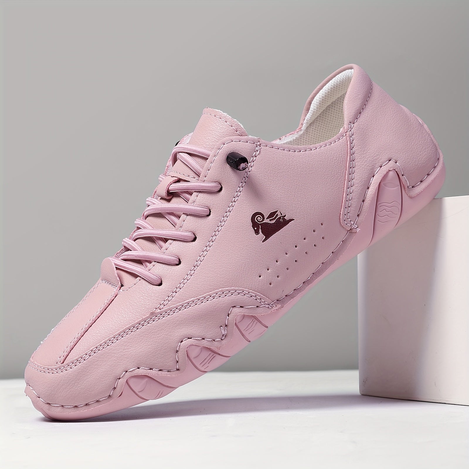 Women's Lightweight Breathable Canvas Sneakers for Walking and Outdoor Activities