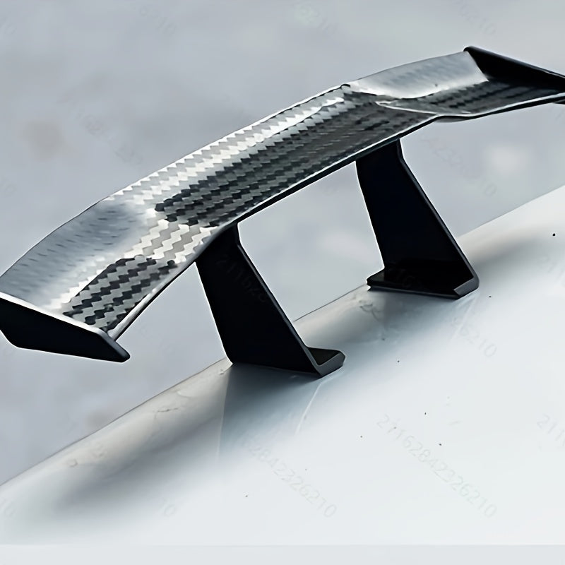 Spoiler de fibra de carbono trasero para coches y motocicletas acabado pulido