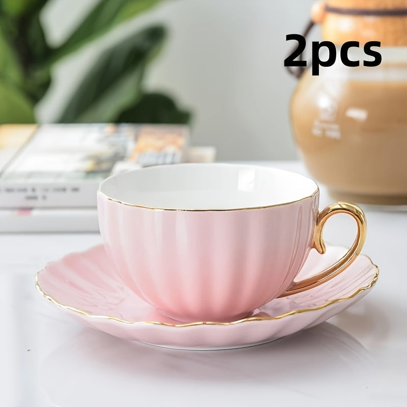 Oyoq bilan qoplangan oltin chekka bilan xomashyo qahva to'plami, pastel ranglar, yaltirashli yakun, idishlarni yuvish mashinasiga mos, uy yoki bayram uchun