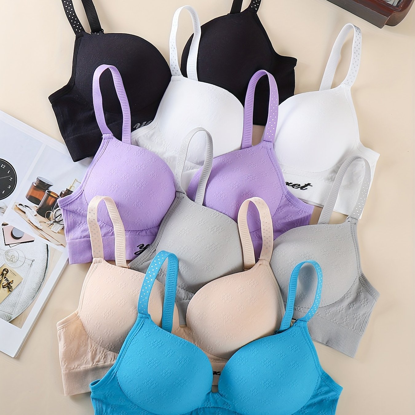Women's Push-Up Bra Solid Color Medium Support Wireless Non-Removable Padding
