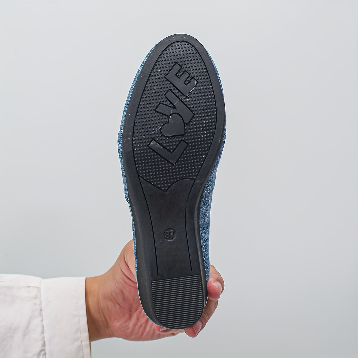 Женские туфли-лодочки на slip-on с однотонным цветом и заостренным носком, универсальная ткань, резиновая подошва