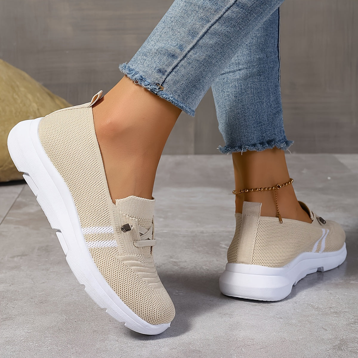 Ladies Breathable Casual Slip-On Sneakers Low Top Fabric Stripes