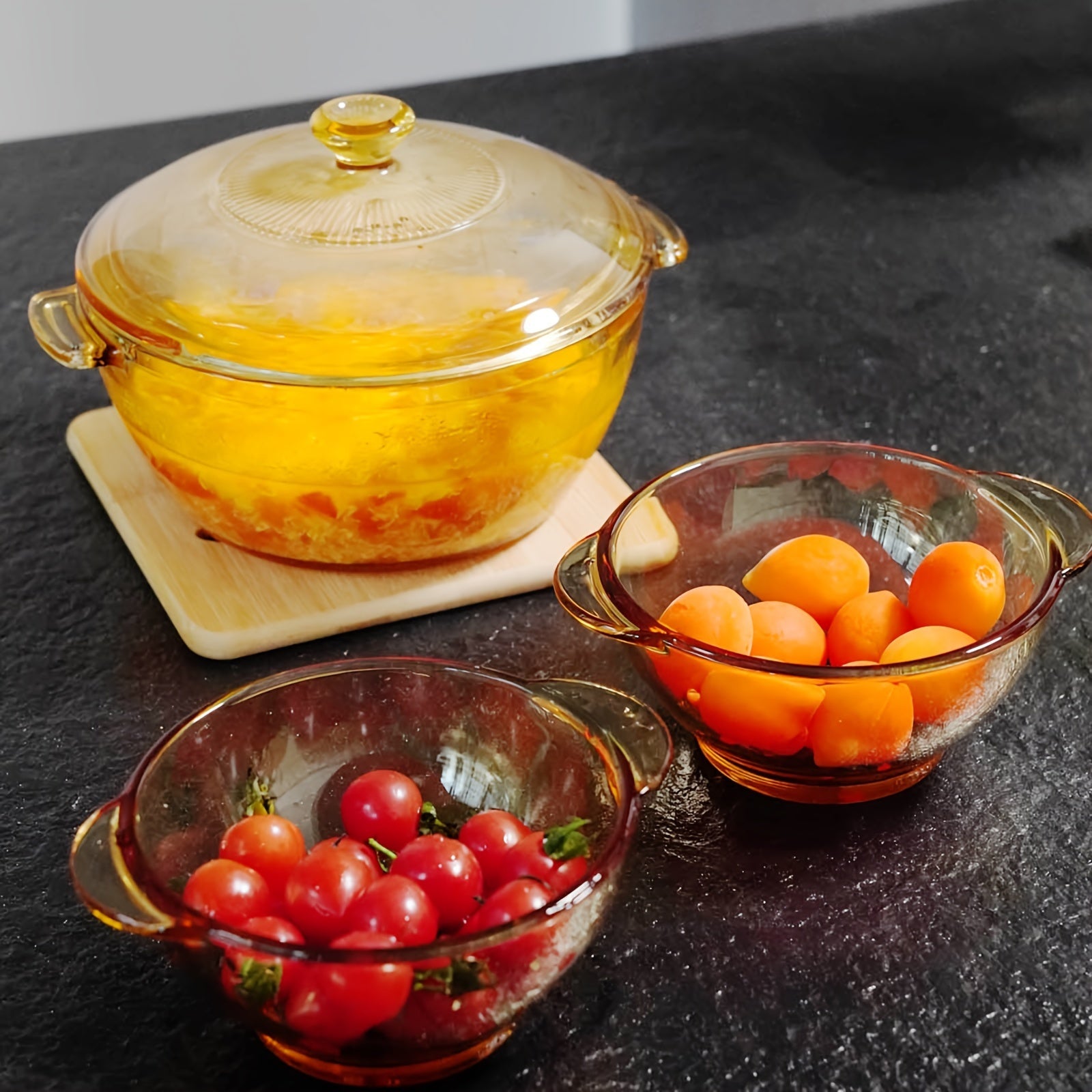 Shisha Qozon To'plami Qopqoq bilan - 1.5L Yuqori Haroratga Bardoshli Sho'rva Qozoni, Qovurma Qozoni, Ikkita Xizmat Qozoni va Isiga Bardoshli Matni o'z ichiga oladi - Naqssiz Dizayn, Sho'rva va Sut Pishirish uchun Mukammal