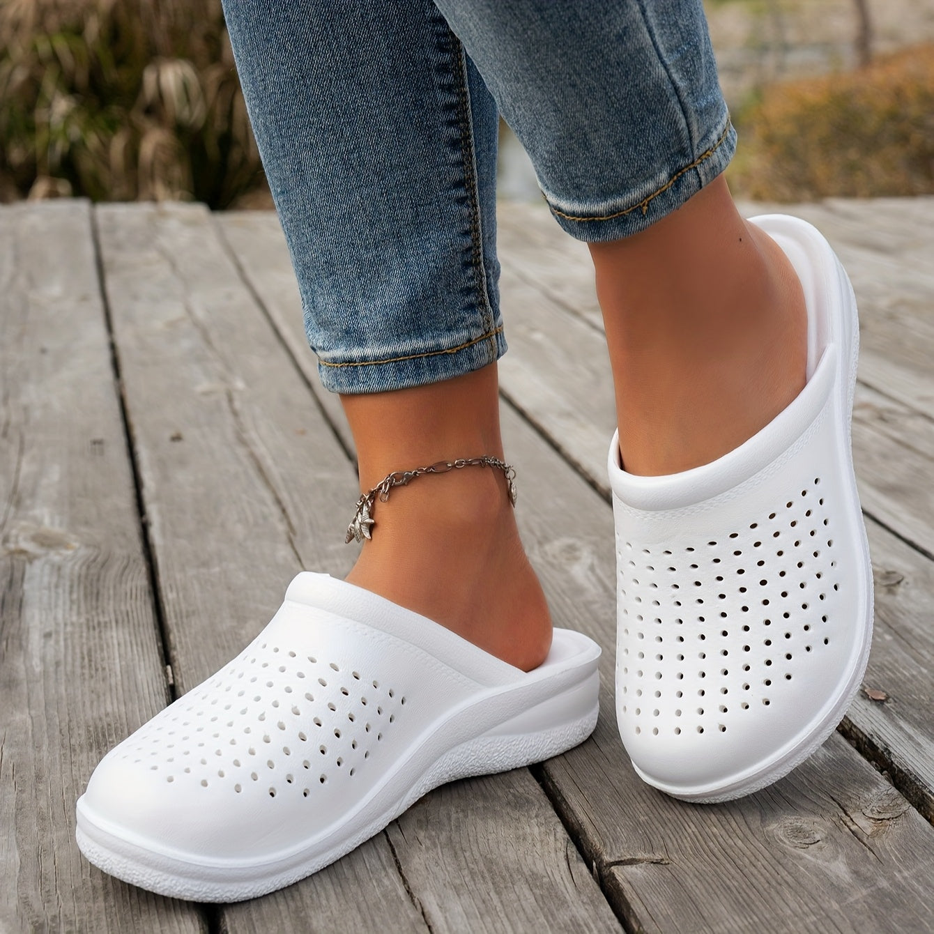 Unisex EVA Non-Slip Slippers Minimalist Striped House Beach Shoes