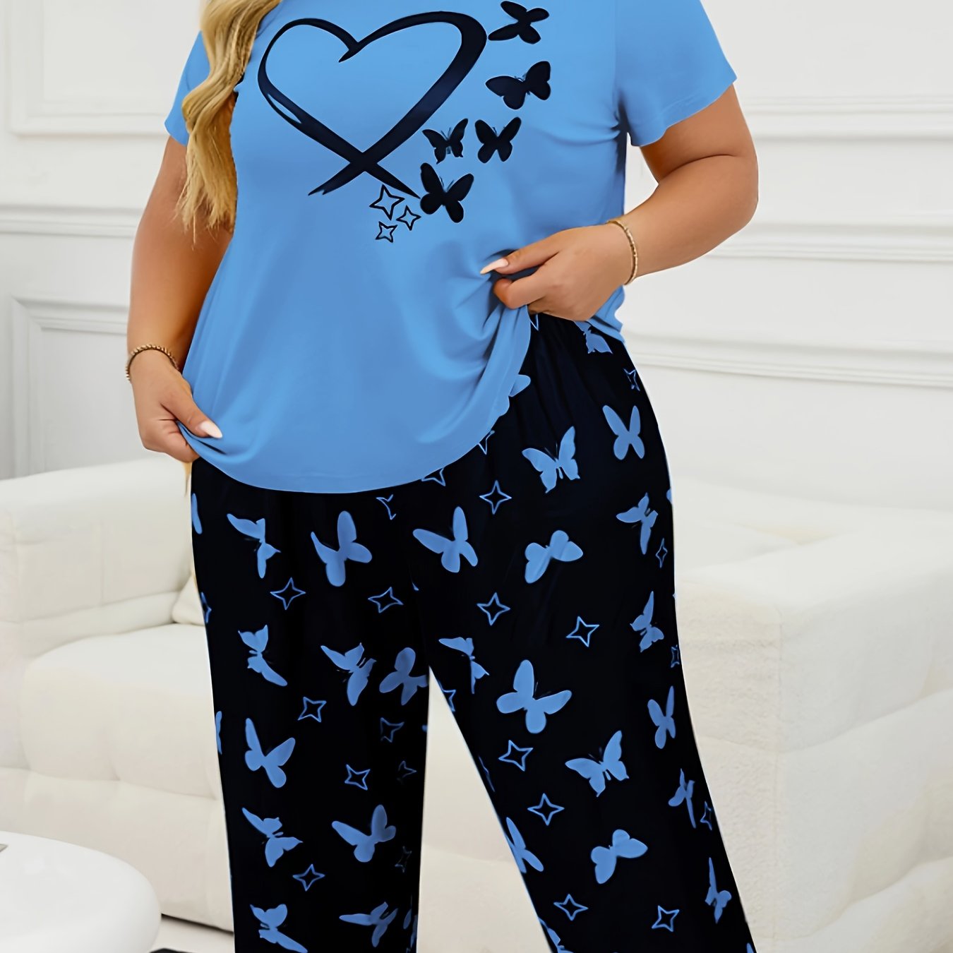 Women's Butterfly Print Short Sleeve Pajama Set with Capri Pants Polyester Knit Fabric