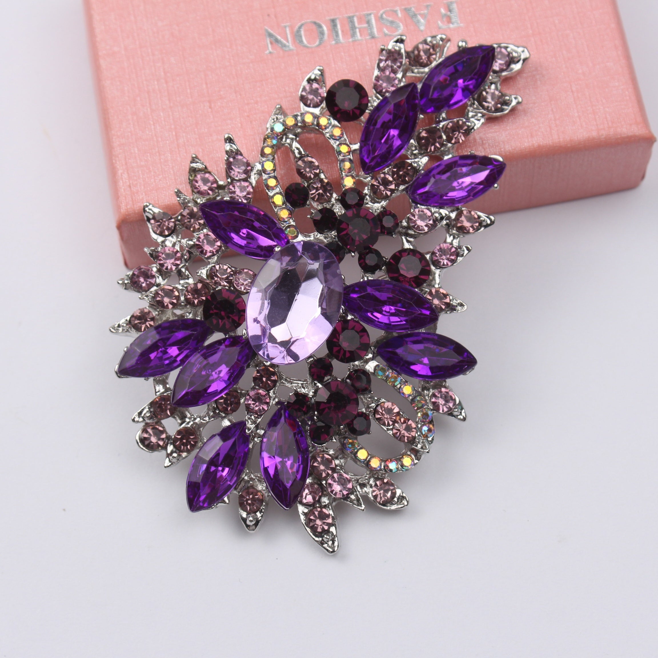 Vintage Rhinestone Brooch Pin with Irregular Flower Design
