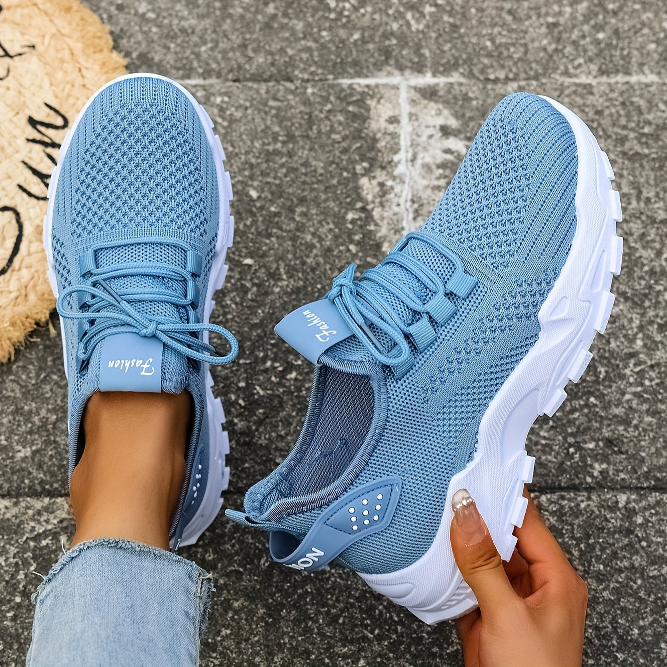 Women’s Breathable Mesh Athletic Sneakers with Airplane Pull Strap