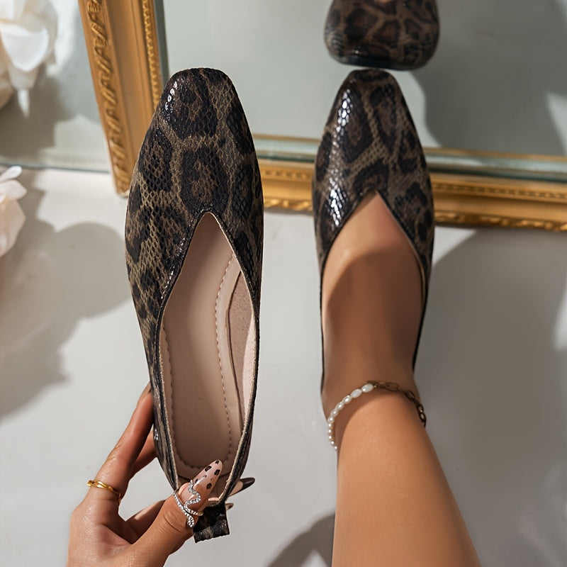 Женские мокасины-слипы с принтом под змею из синтетической кожи, повседневная обувь для платьев
