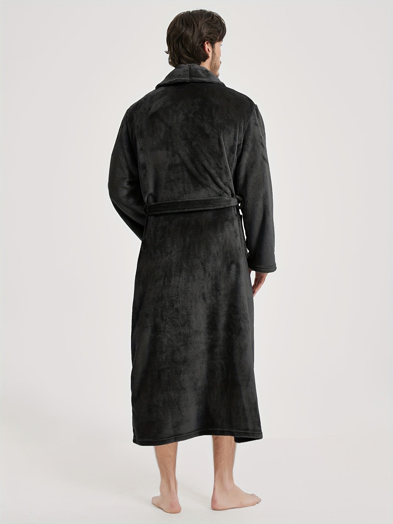 Bata de pareja de felpa de franela de manga larga de color sólido con bolsillos y cinturón para todas las estaciones