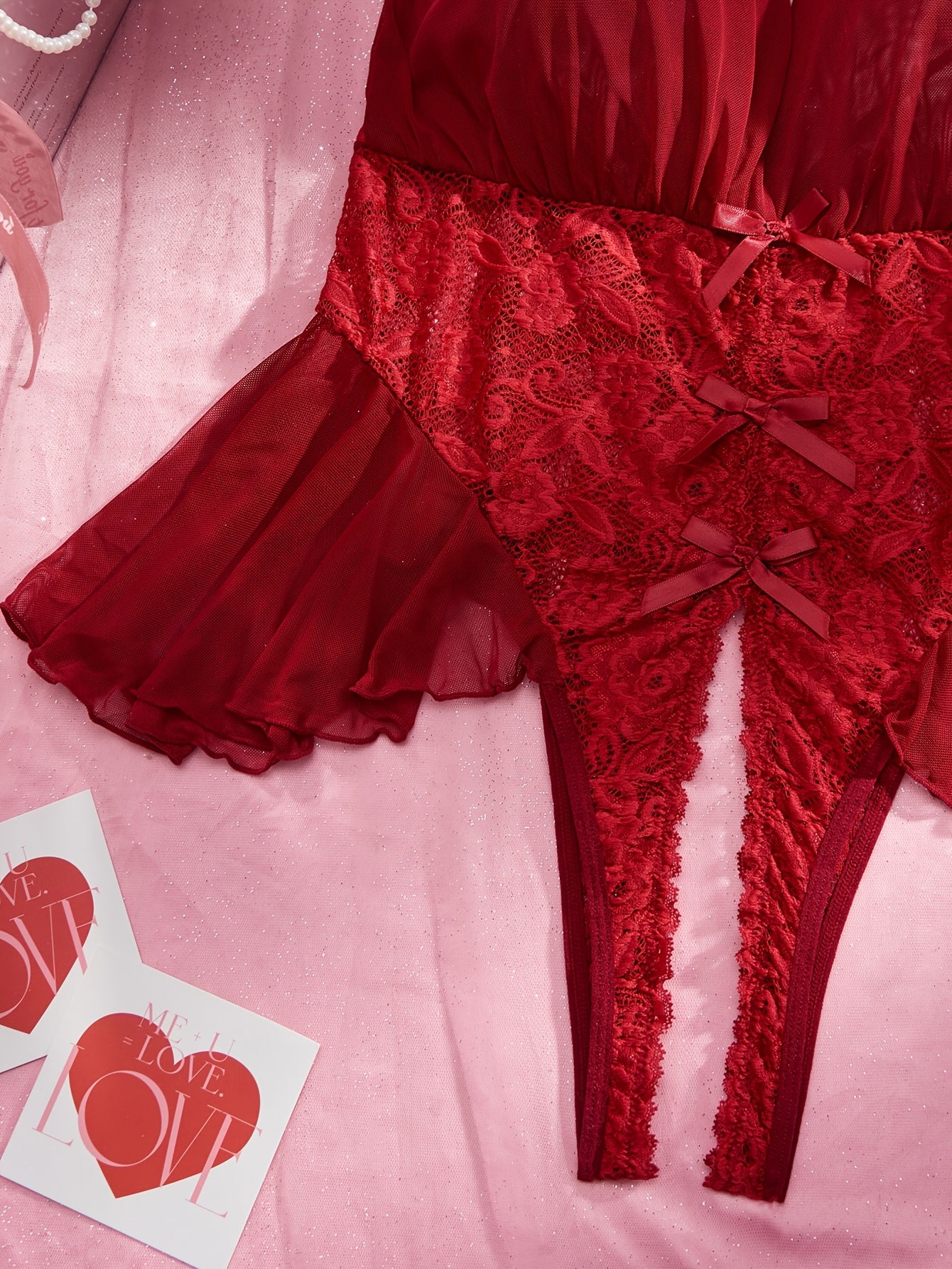 Body de encaje de talla grande con escote en V profundo y dobladillo con volantes, poliéster elástico rojo