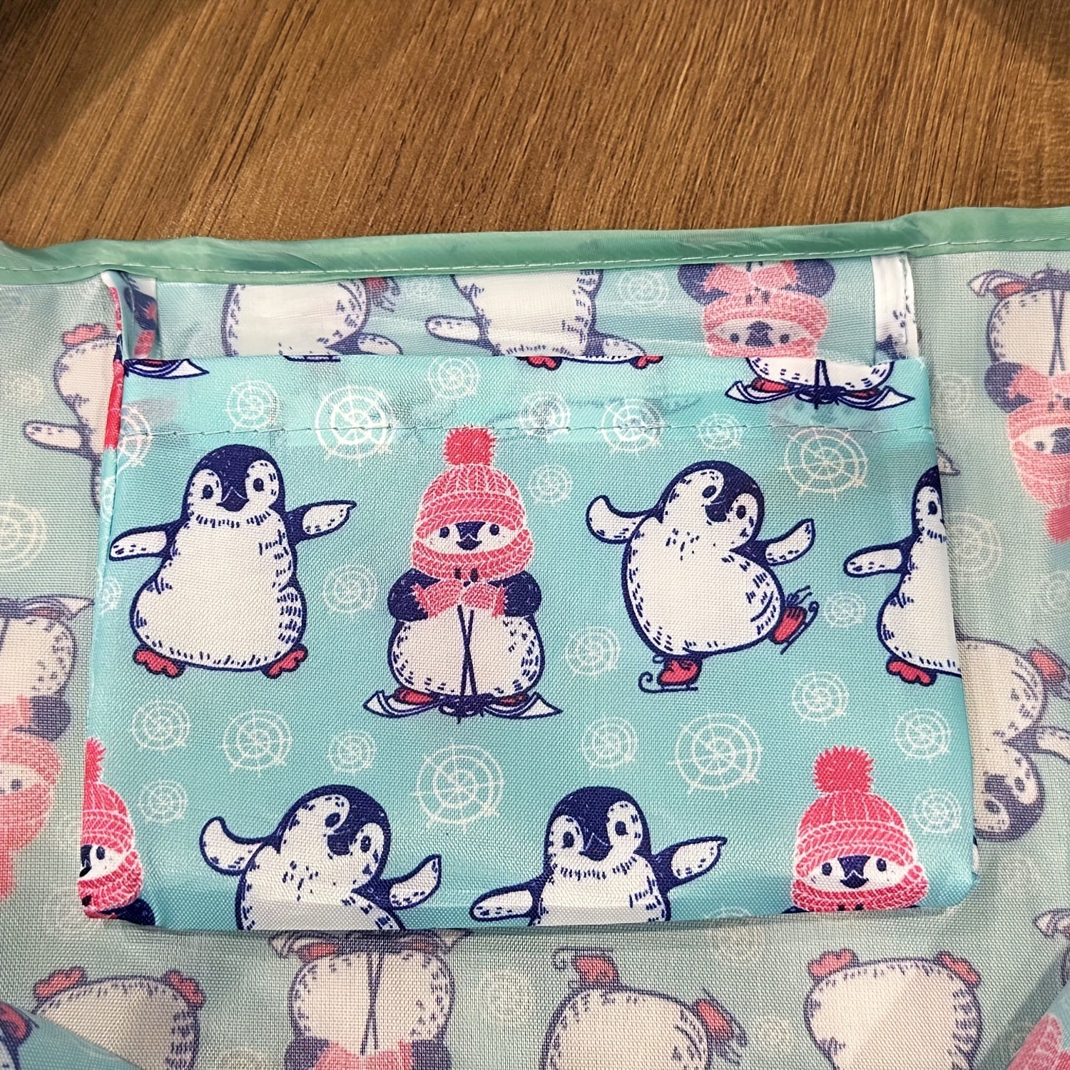 Lightweight Penguin Pattern Tote Bag Reusable Water-Resistant Shopping Grocery