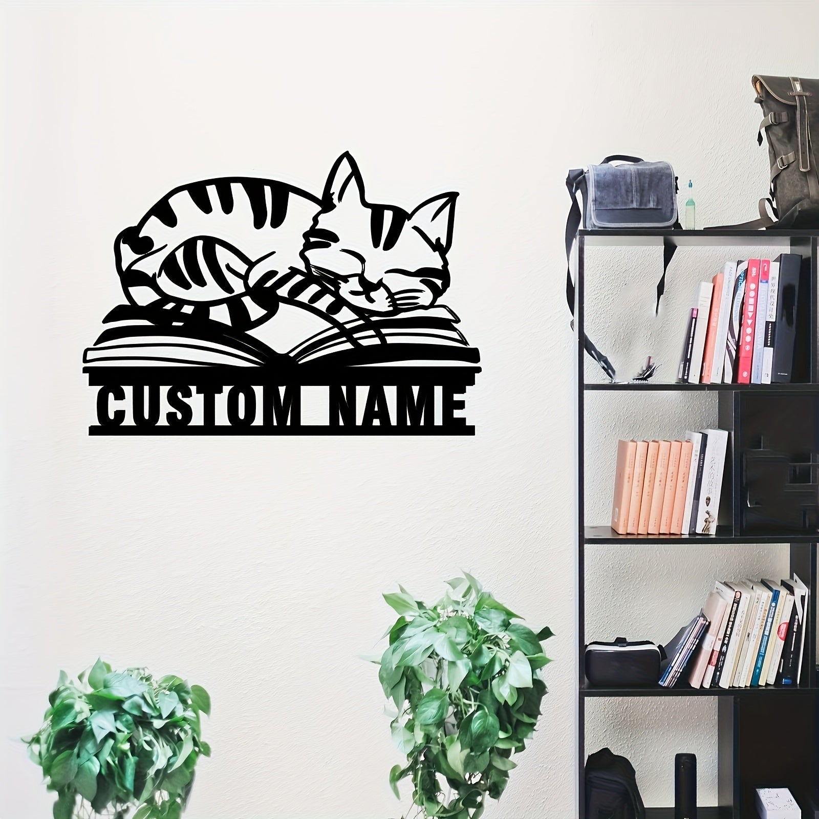 Uy kutubxonasi dekoratsiyasi uchun mushuklar va kitoblar bilan shaxsiylashtirilgan qora temir devor san'ati