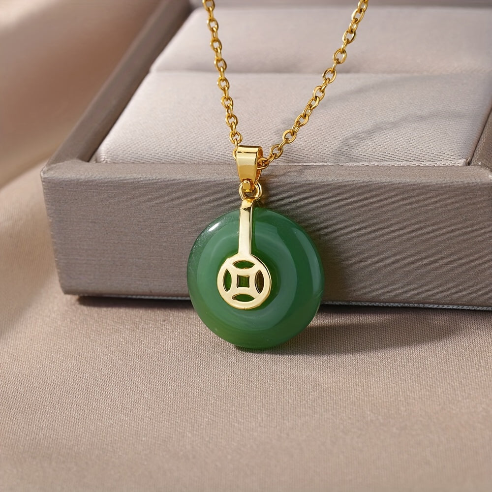 Women's Retro Chinese Style Jade Pendant Necklace with Fu Character
