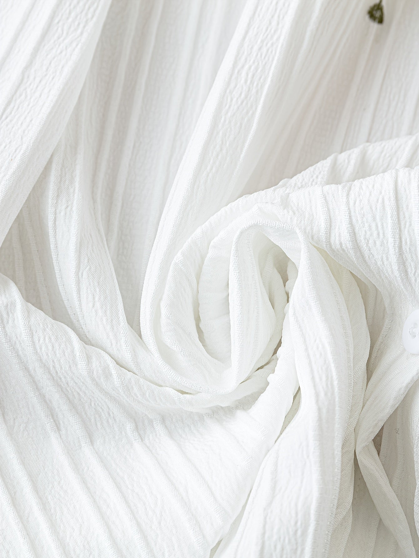 Plus Size Women's Dress with Floral Embroidery Long Sleeves Wave Stripe Design