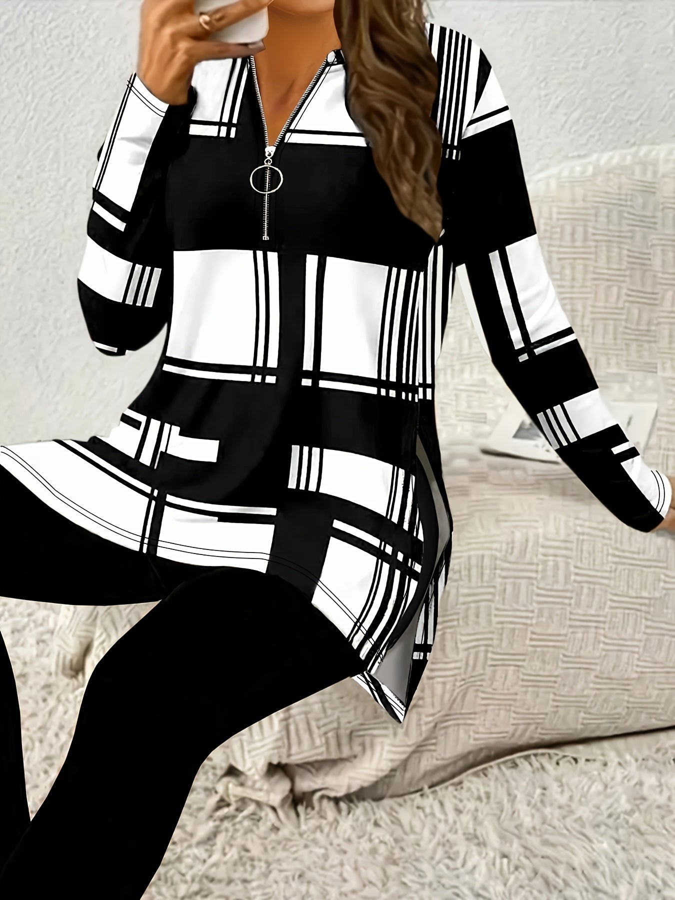 Women's Purple White Patchwork Zip-Up Long Sleeve Crew Neck Knit Top