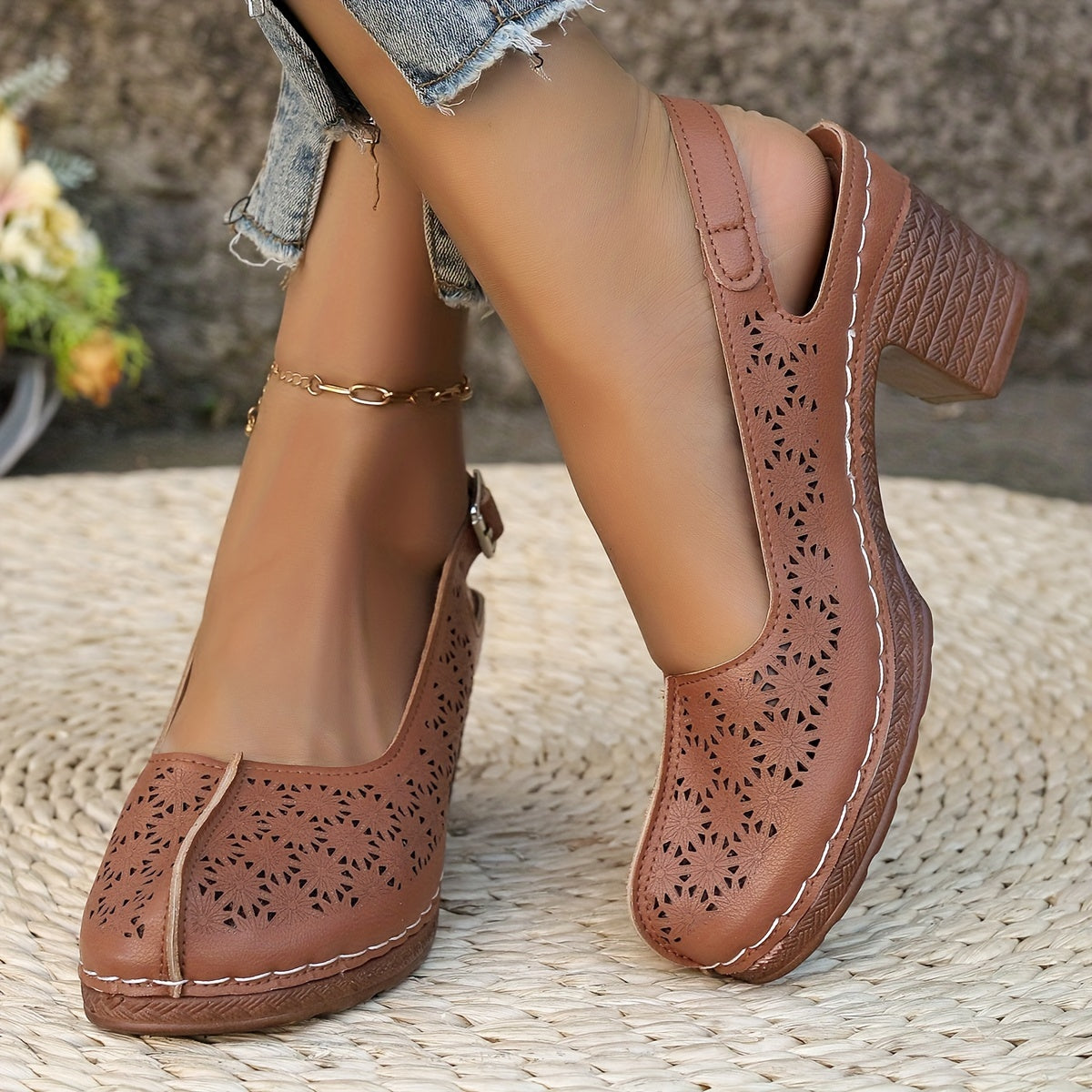 Women's High Heels Leather Closed Toe Strappy Chunky Heel Summer