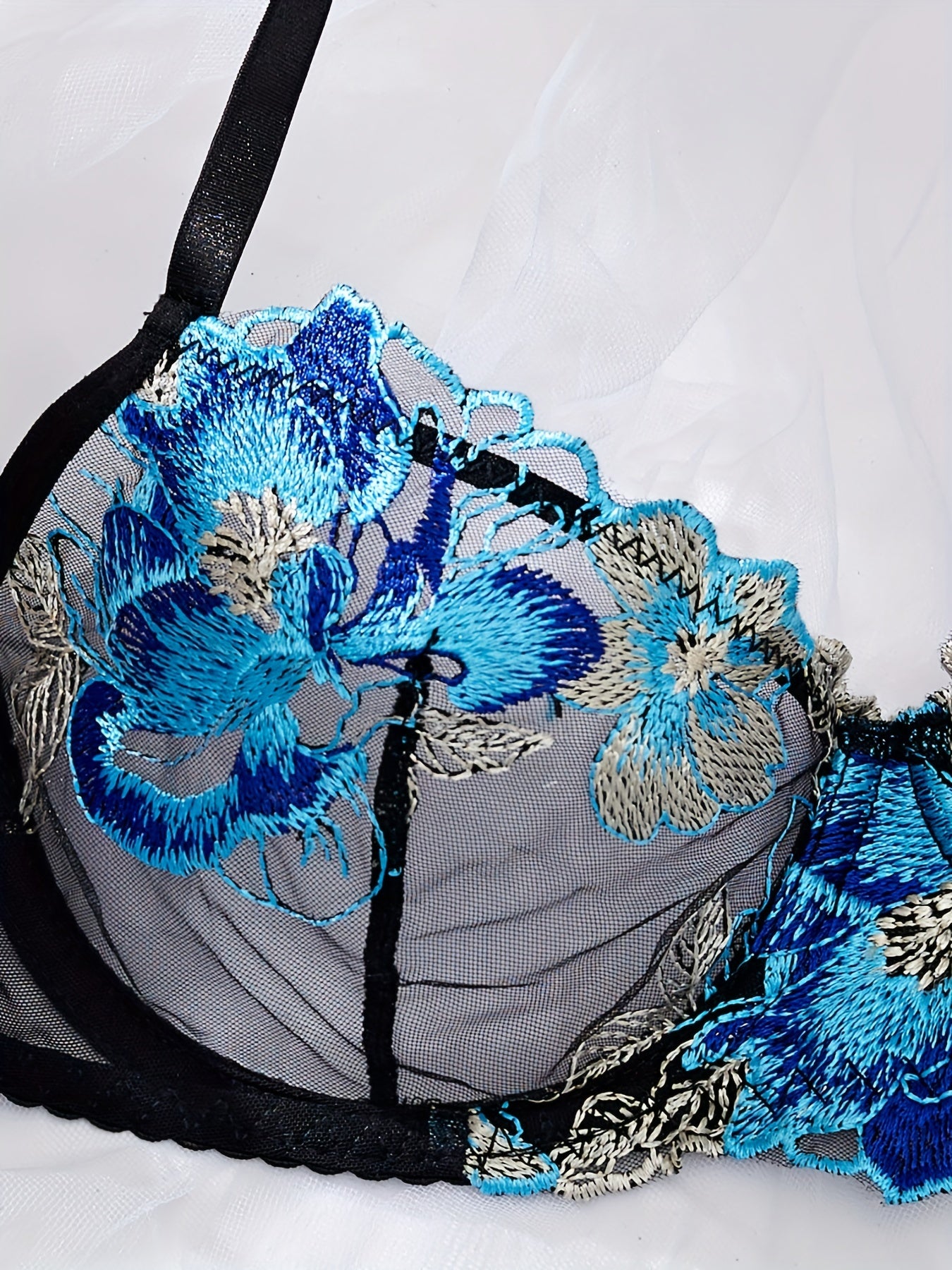 Women's Floral Lingerie Set with Garter Belt and Adjustable Straps