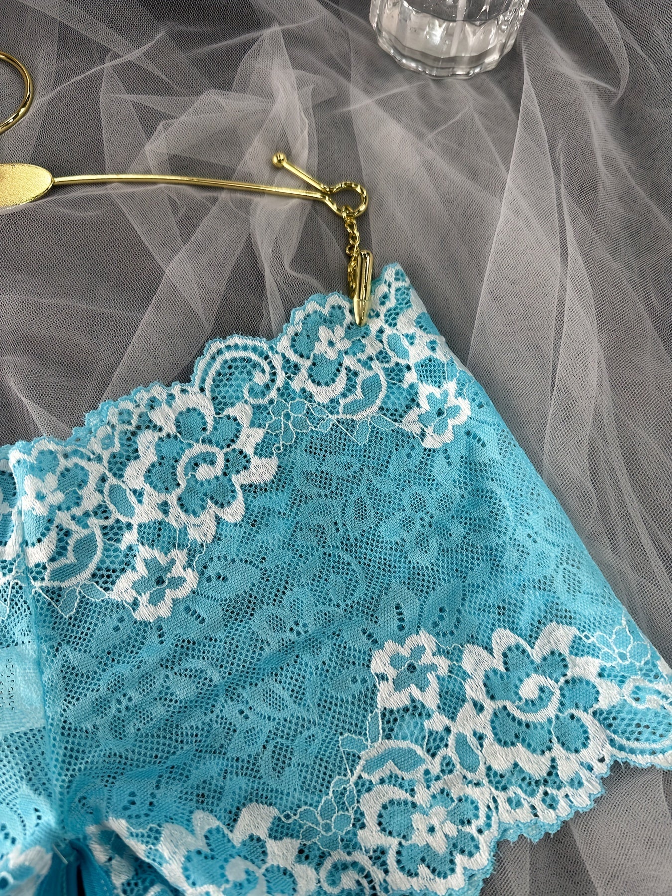 Women's Lace Cross Detail Briefs Light Support Polyester Blend Solid Color