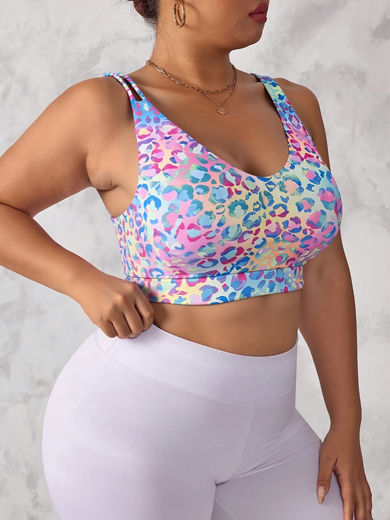 Plus Size Women's Yoga Sports Bra with Chest Pad for Running and Fitness