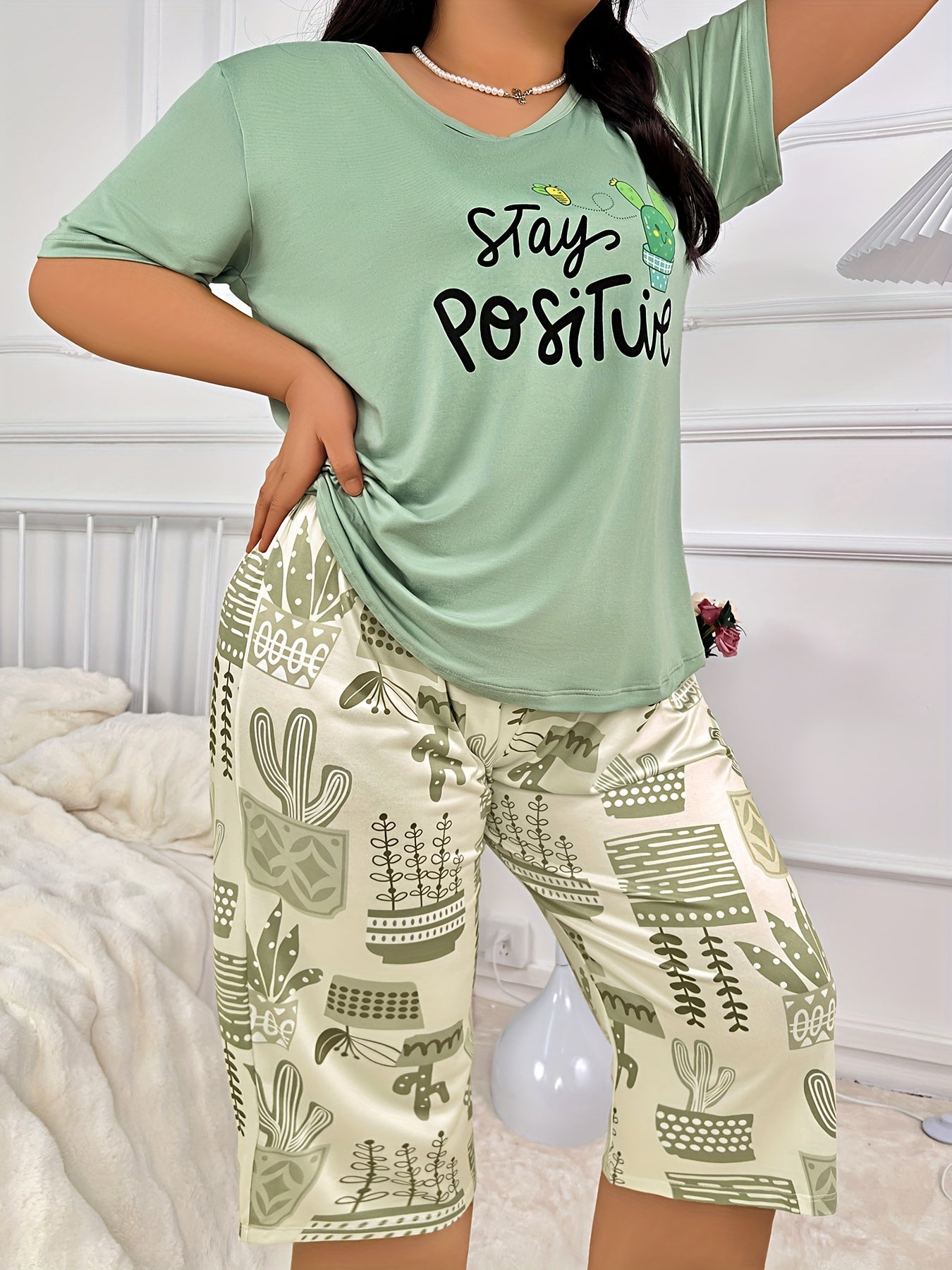 Plus Size Women's Lounge Set with Cartoon Cactus Print Top and Capri Pants