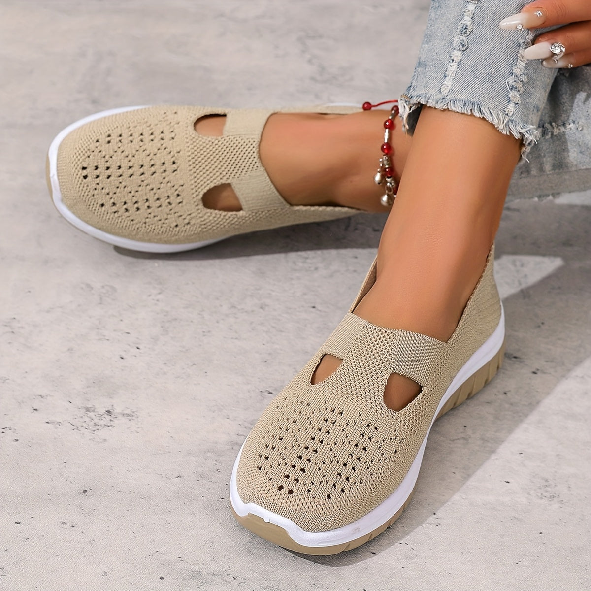 Women's Light-Colored Casual Sneakers Summer Beach Vacation Shoes