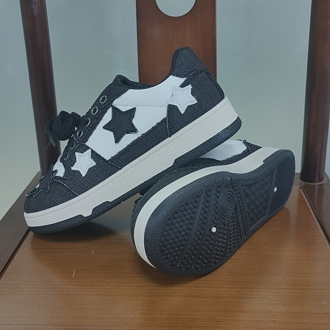Women's Star Design Low Top Colorblock Canvas Skate Sneakers