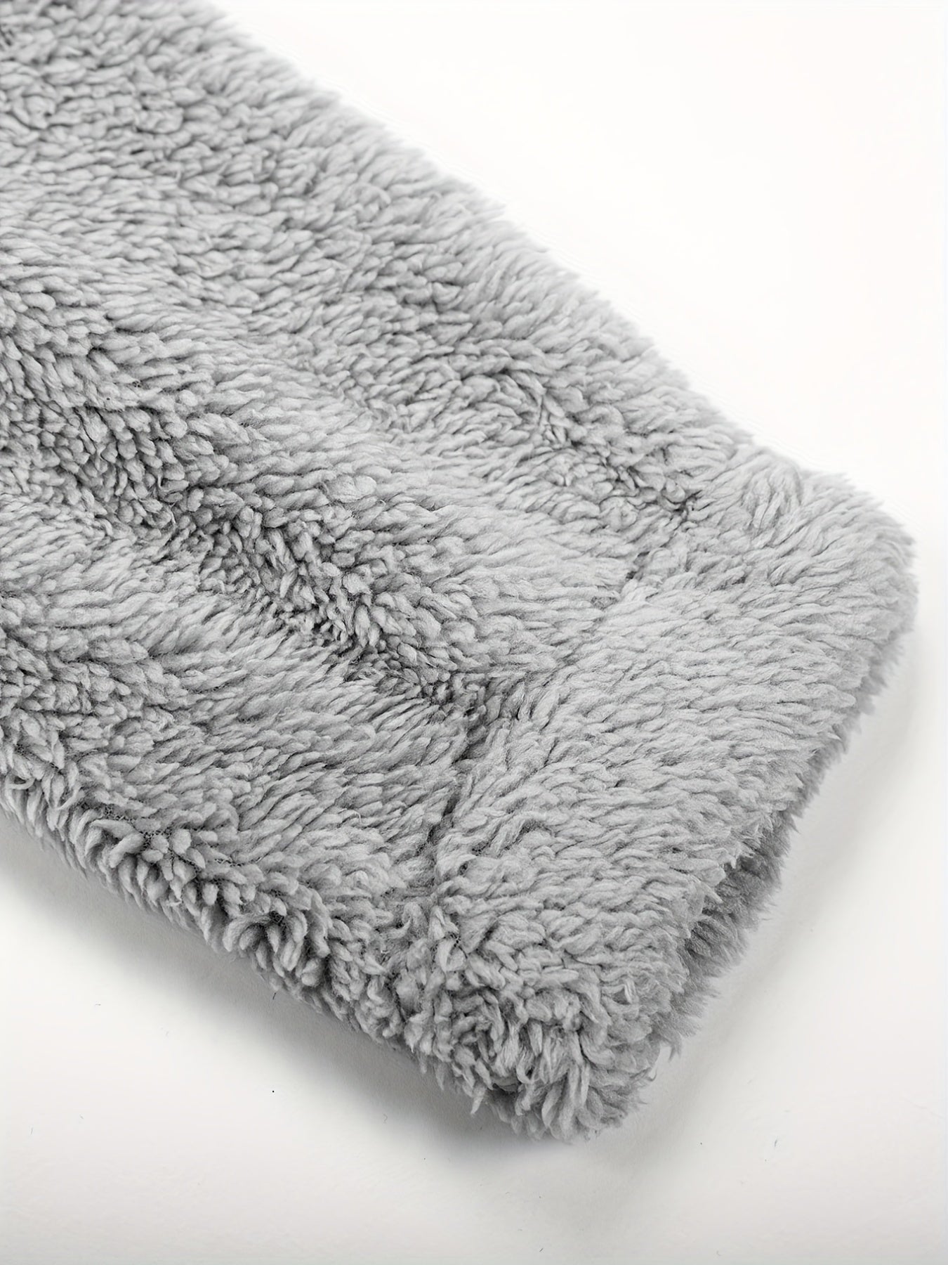 Kattalarlar uchun mo'ljallangan Fuzzy kapushonli pijama kombinezonlari, musiqa festivallari uchun mikro elastik polyester, bir rangli uyqu kiyimi