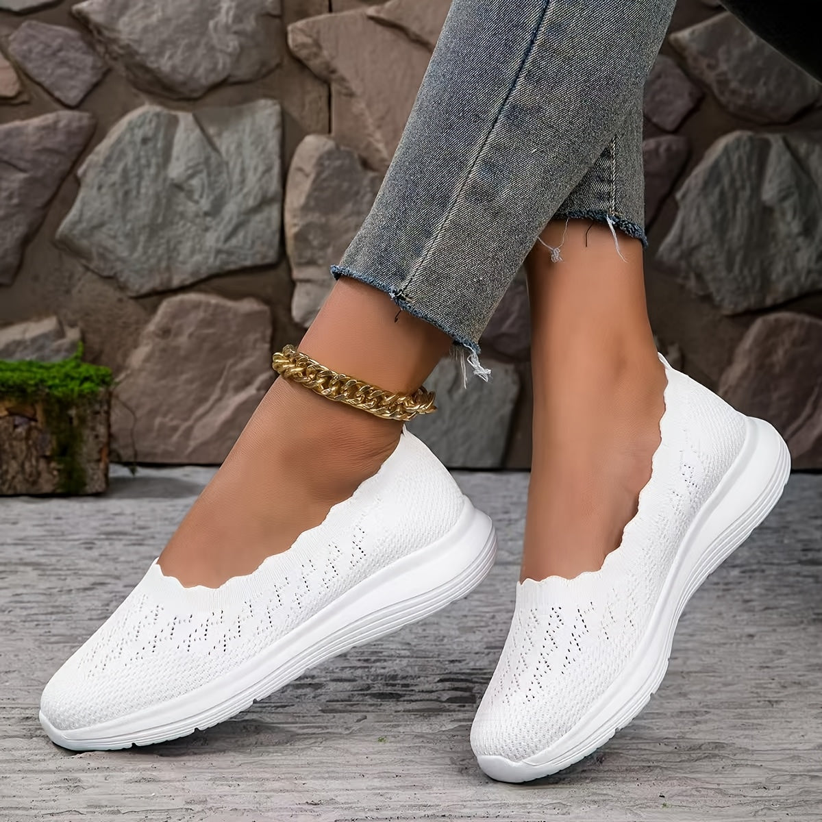Women Breathable Knit Slip-On Casual Shoes Black White Comfortable Style
