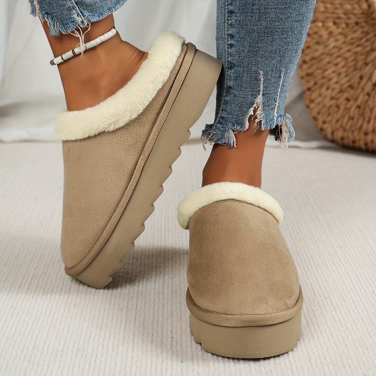 Women's Faux Fur Slip-On Slippers Indoor Outdoor Thick Sole