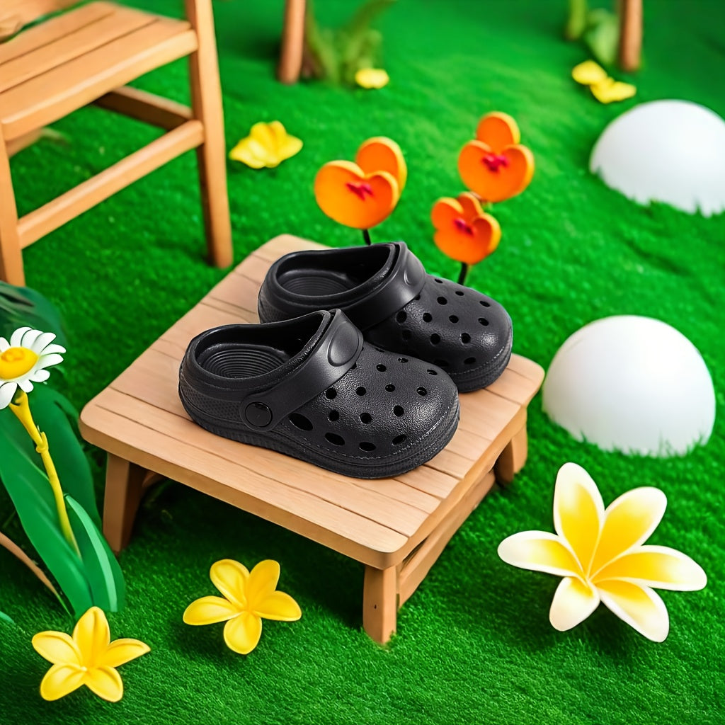 O'g'il bolalar uchun zamonaviy bo'sh qilingan qopqoq, tashqi faoliyatlar uchun sirpanmaydigan va qulay.