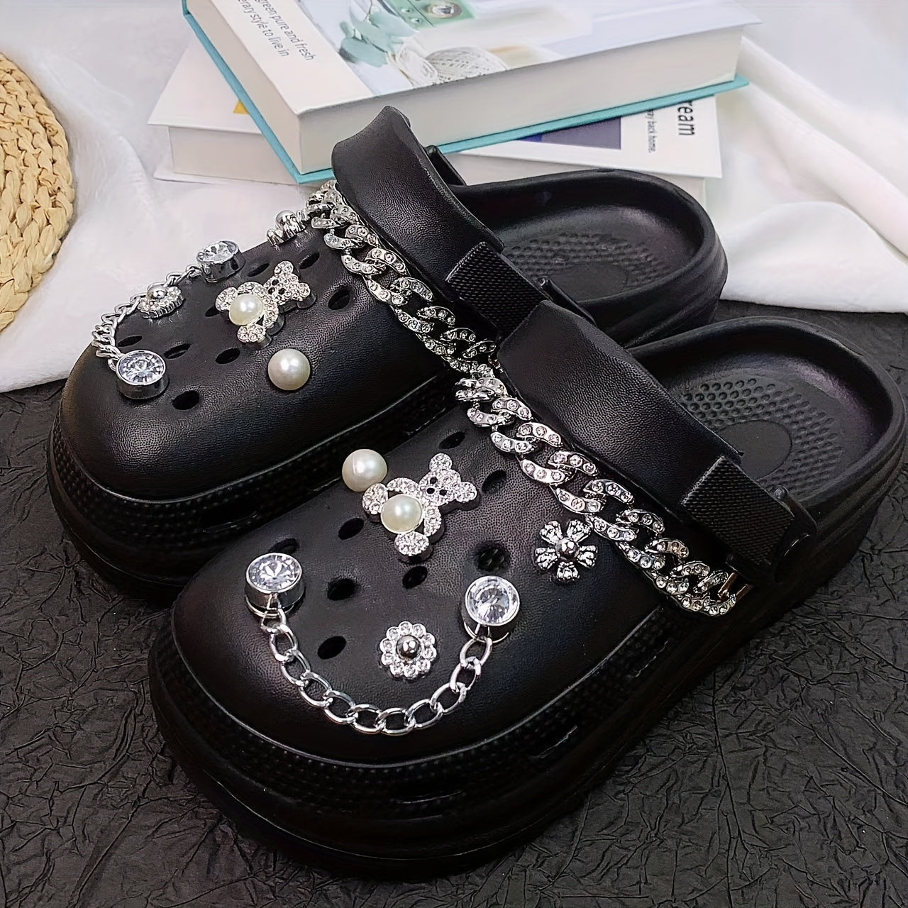 Women's EVA Hole Shoes Versatile Sandals with Rhinestone Chains and Sunflowers