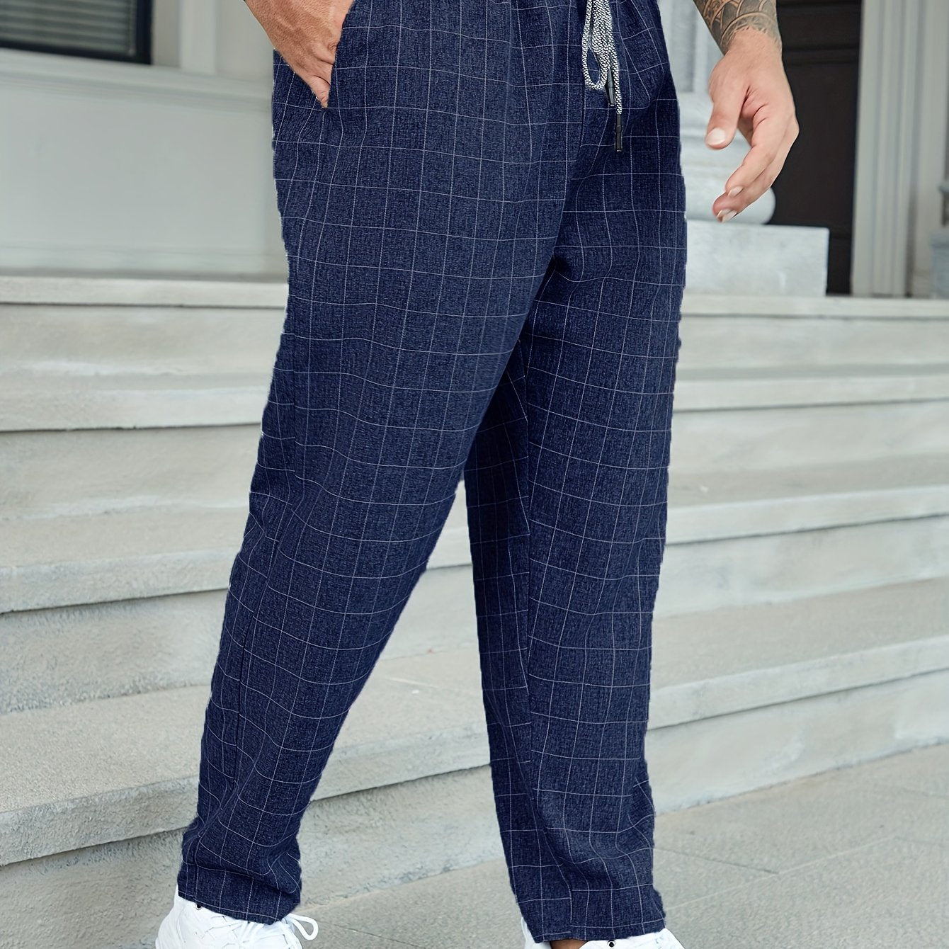 Pantalones de talla grande para hombre con corte tapered y patrón de cuadrícula, casual, ajuste regular