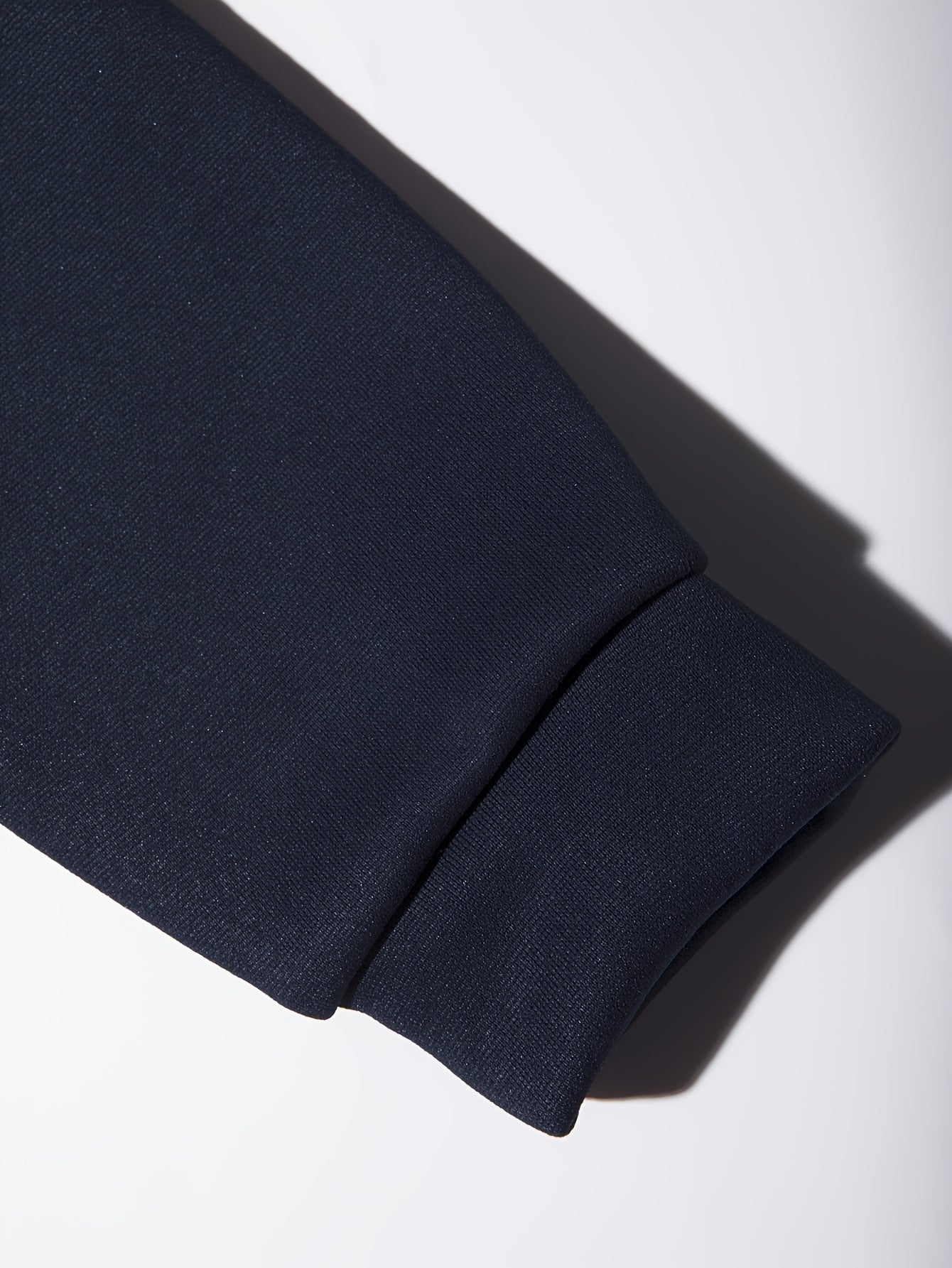 Erkaklar uchun Rangli Blokli Zip-Up Kapüşonli Kofta va Chiziqli Jogger To'plami - Kuz/Qish Tashqi Faoliyatlar uchun Mukammal, Mashinada Yuvish Mumkin Bo'lgan Odatiy Trikotaj Matolari