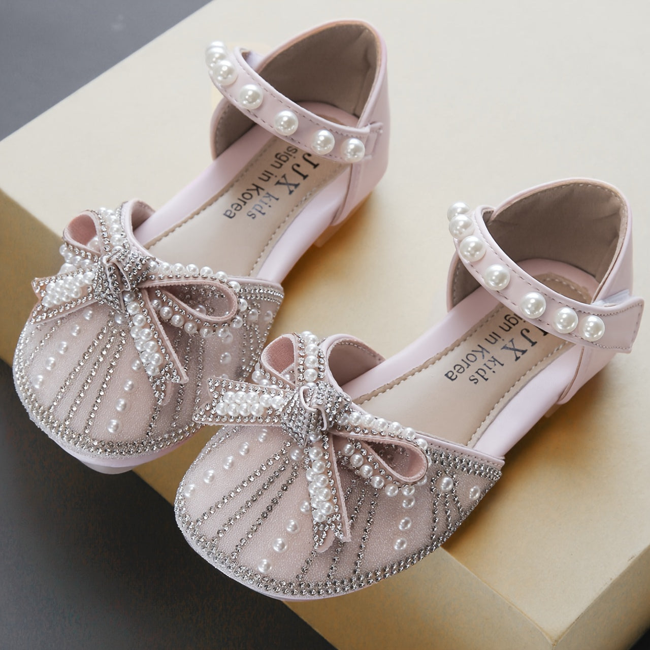 Girls' Flats Sparkly Bowknot Adjustable Strap PU TPR Sole Comfortable for Daily Wear