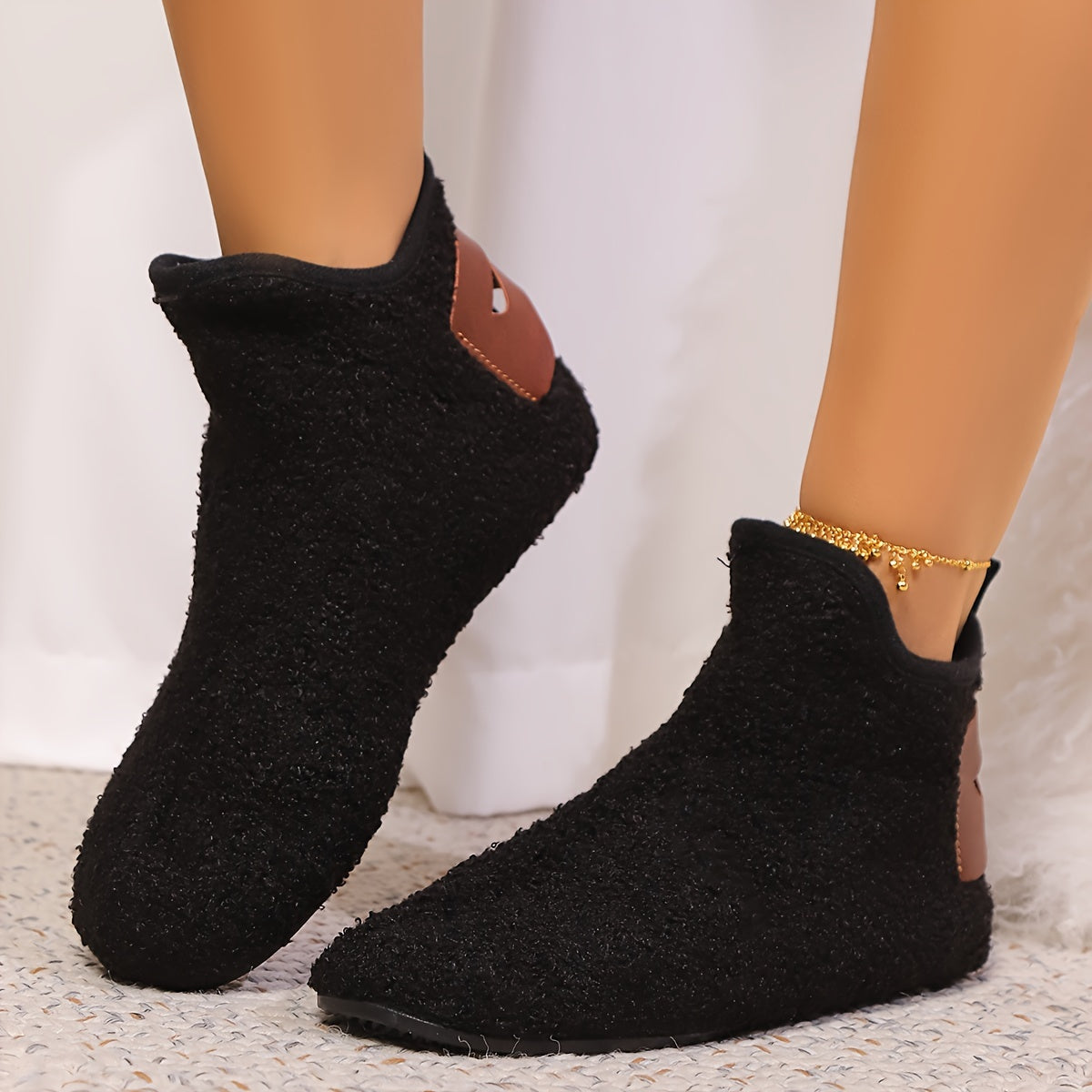 Женские зимние тапочки Тёплые домашние обувь противоскользящие уютные тёплые черные, коричневые, белые, мароновые