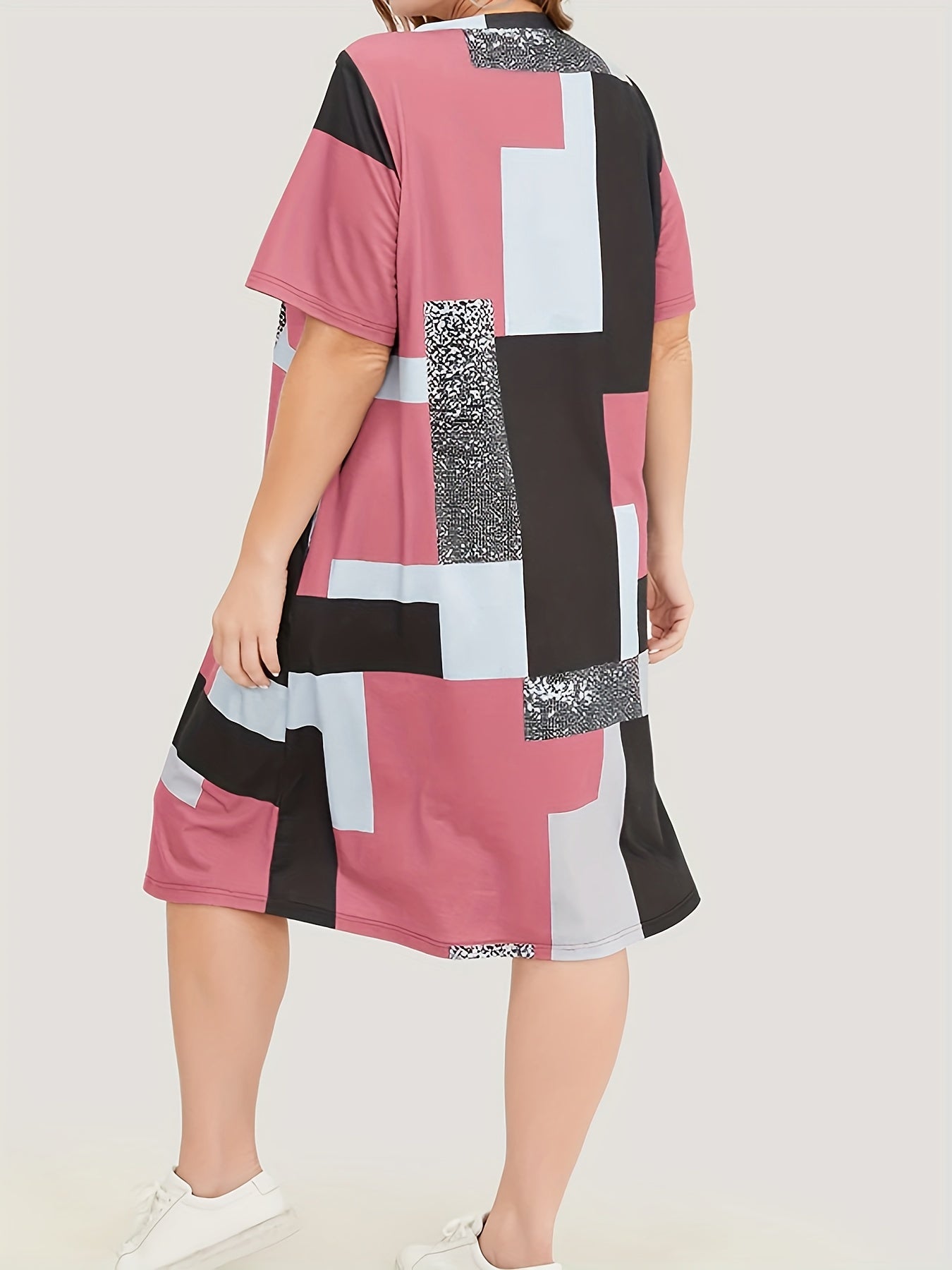 Plus Size Lounge Dress Women's Patchwork Print V Neck Sleep Dress With Pockets