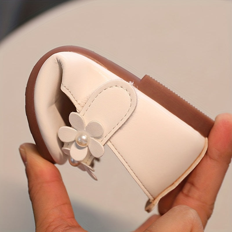 Girls Princess Shoes with Pearl and Crystal Decorations Comfortable Low Top Casual Outdoor Spring Fall