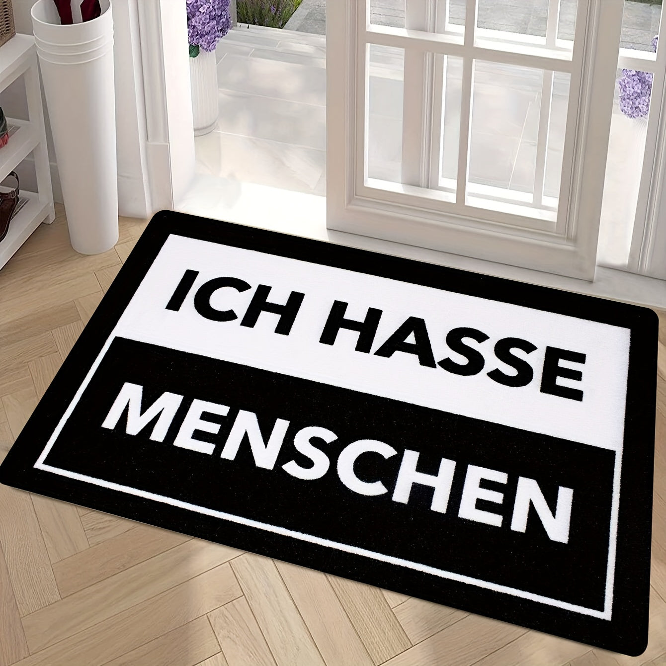 Anti-Stain Polyester Doormat with "ICH HASSE MENSCHEN" Design, Machine Washable, Indoor Entrance Rug