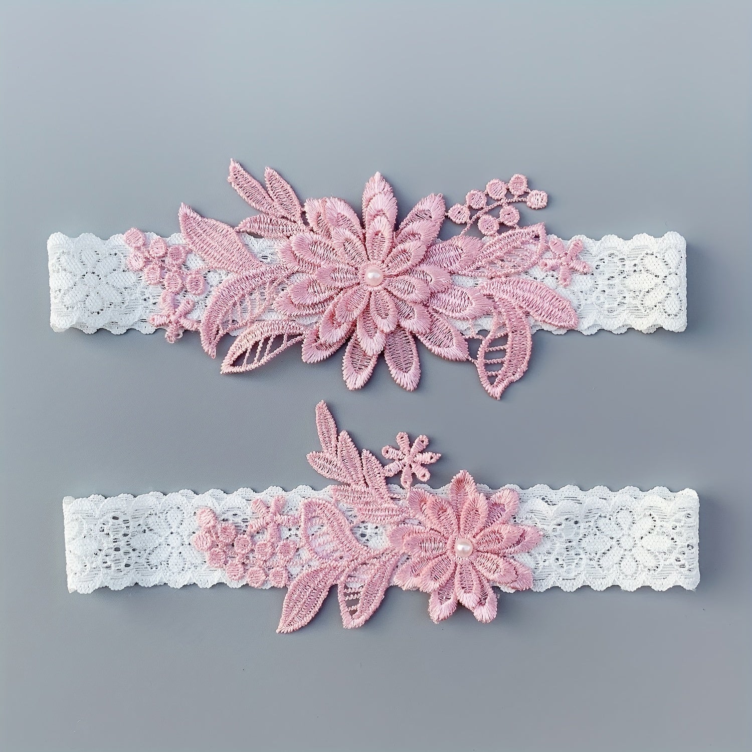 Wedding Garter Set Lace Bridal Garter Belt with Faux Pearl Decorations and Floral Design