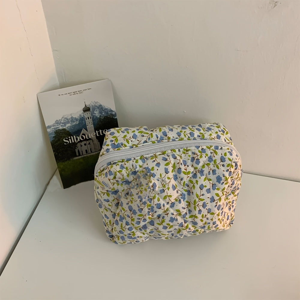 Unisex Floral Quilted Cosmetic Bag Water-Resistant Large Capacity Makeup Skincare Organizer