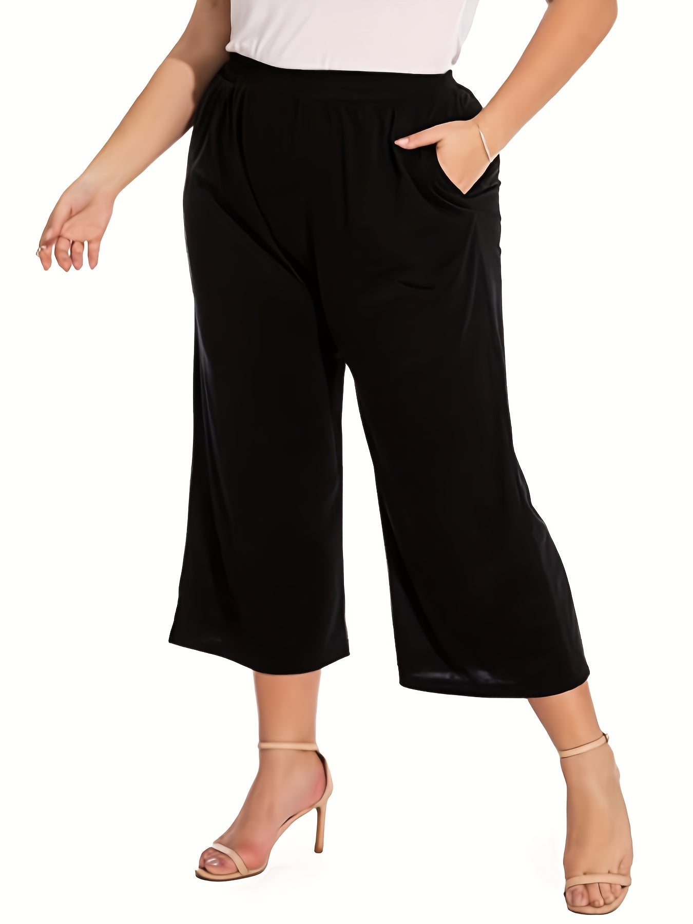 Plus Size Women's Solid High Rise Wide Leg Capri Pants