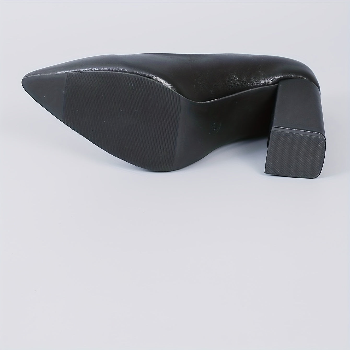 Women's Black Pointed-Toe Pumps with Chunky Heel for All-Season Wear