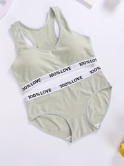 Women’s Seamless Nylon Polyester Lingerie Set with Non-Padded Bra and Panties