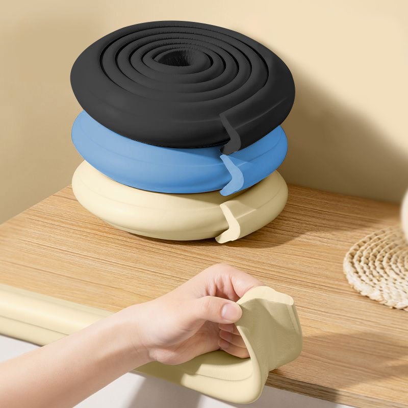 Silicone burchak himoyachisi 200cm o'z-o'zini yopishtiradigan bolalar uchun xavfsizlik bumpersi mebel uchun