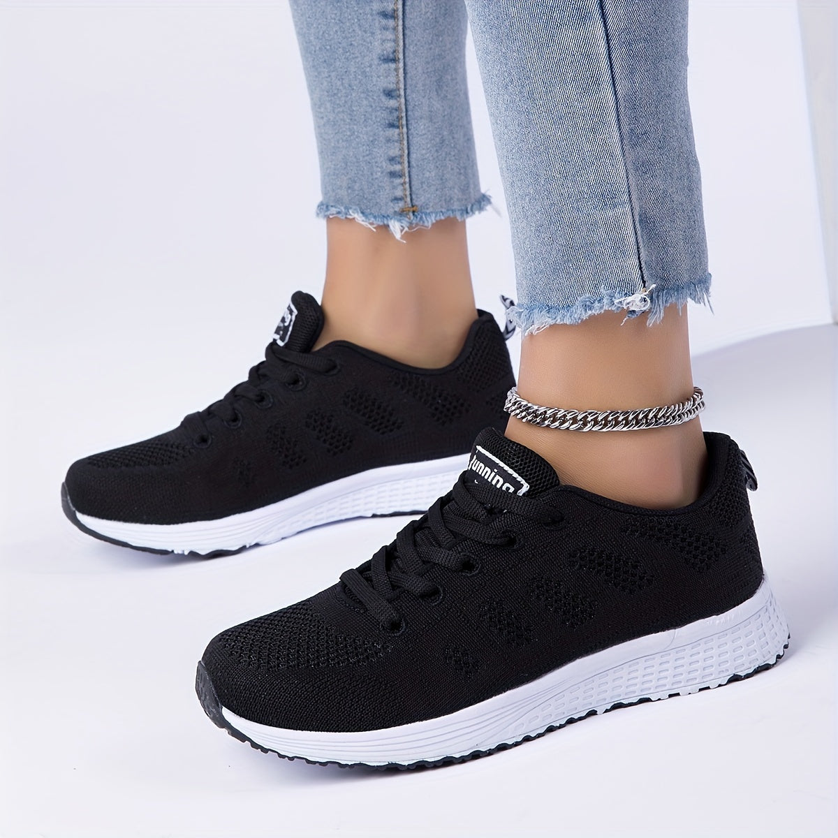 Women's Lightweight Mesh Running Shoes Low-Top Sneakers Pink Accents